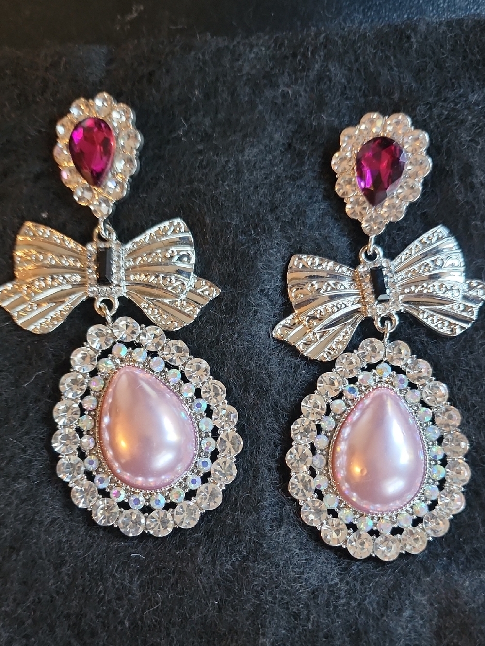 Elegant Pink Teardrop Bow Drop Earrings - Unbranded